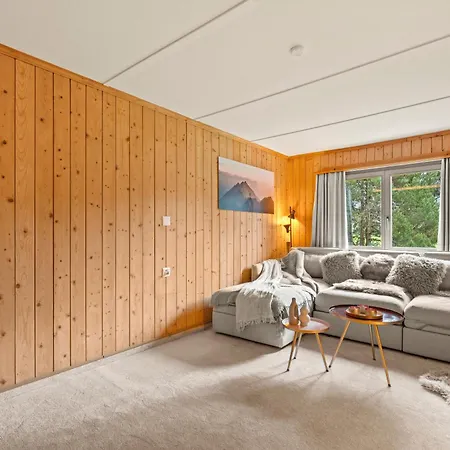 Chalet A&y